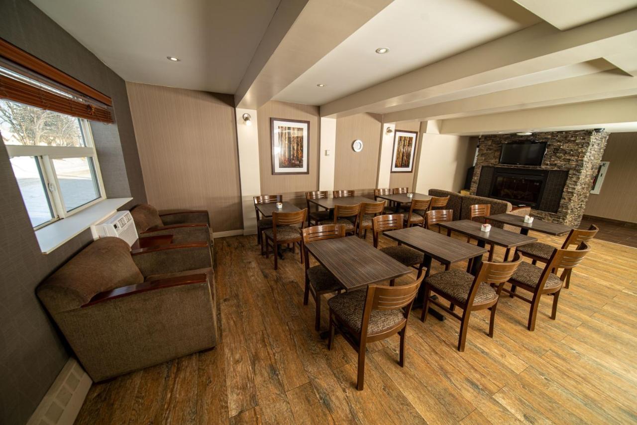 Coast Fort St John Hotel Fort St. John Εξωτερικό φωτογραφία
