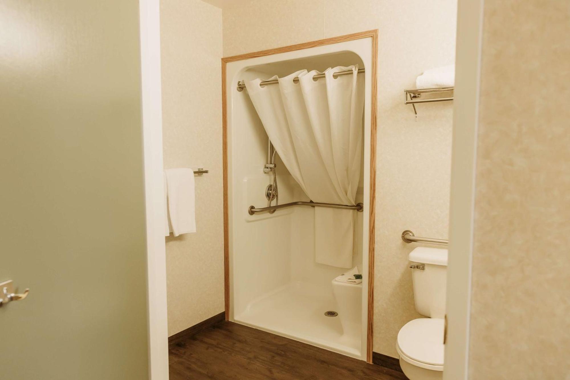 Coast Fort St John Hotel Fort St. John Εξωτερικό φωτογραφία