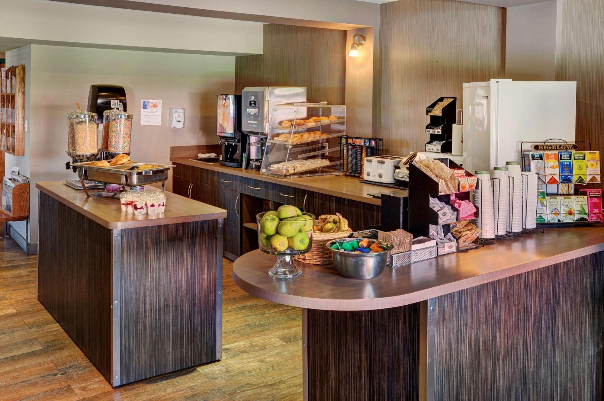 Coast Fort St John Hotel Fort St. John Εξωτερικό φωτογραφία