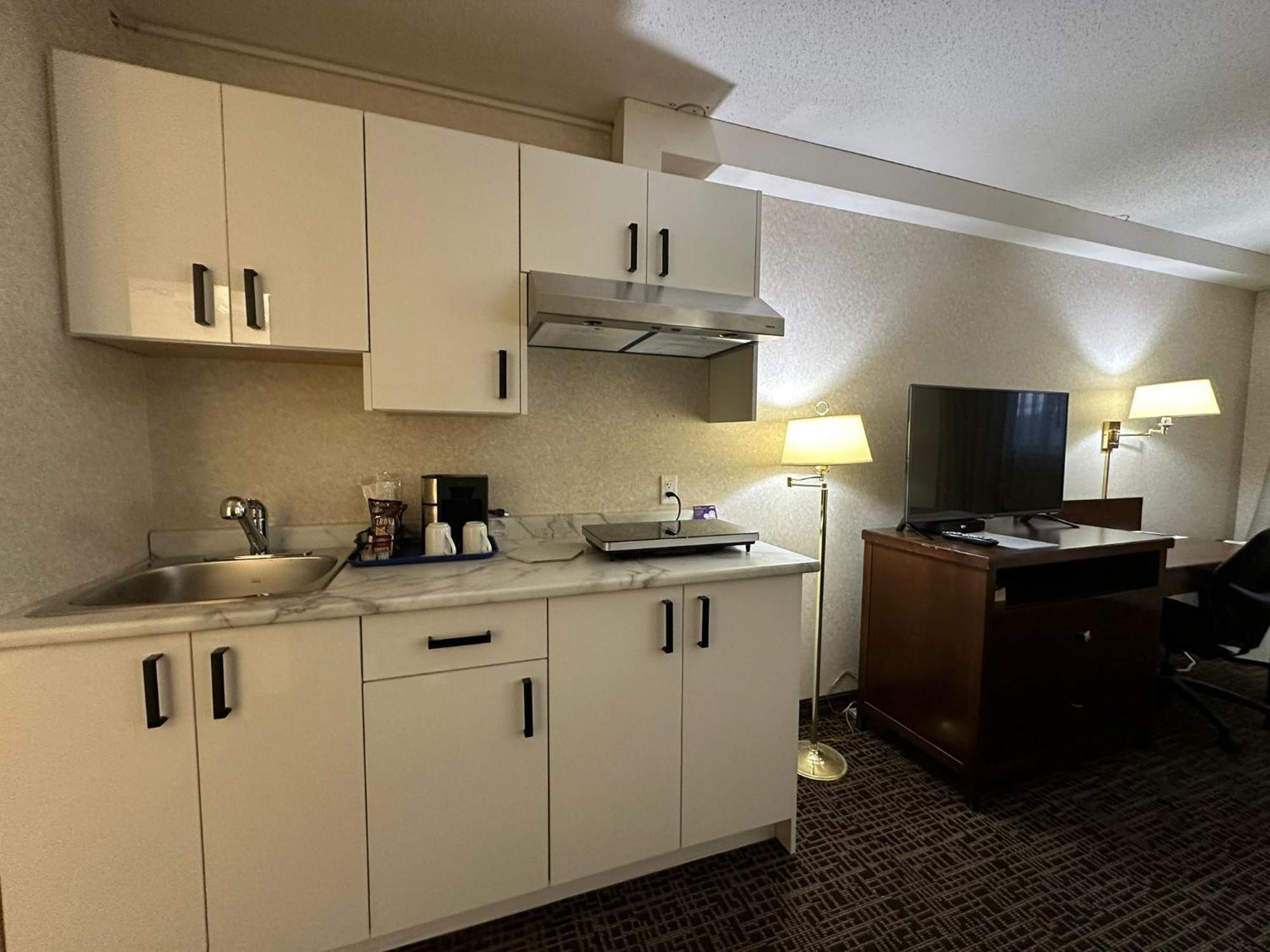 Coast Fort St John Hotel Fort St. John Εξωτερικό φωτογραφία